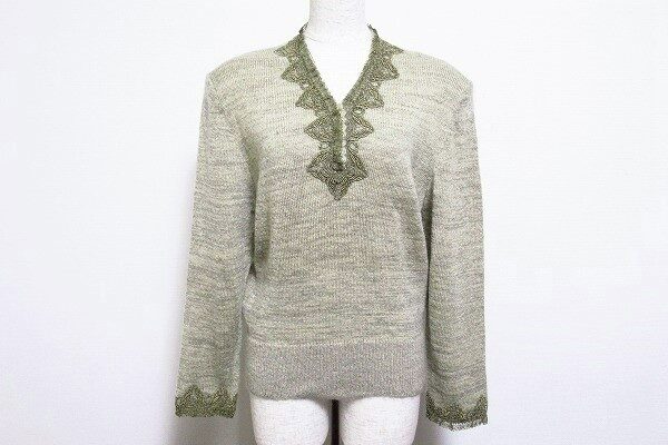 ラメが煌びやかに映る｜ソワレドヒロミのニットを買取しました
