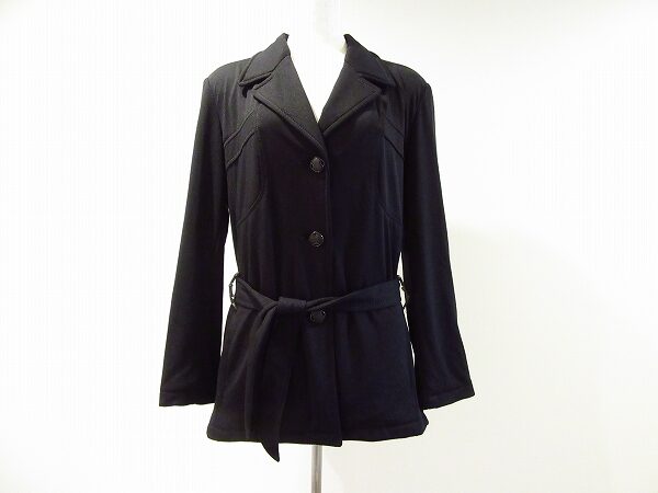 緊張感のあるデザインが魅力的｜フェンディのジャケットを買取しました