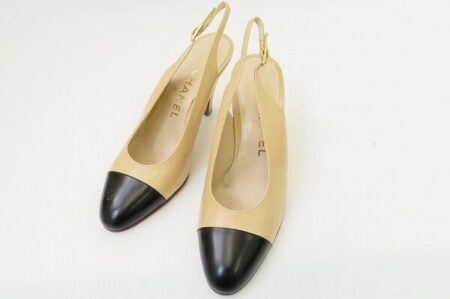 シャネルのバイカラー・ストラップを買取させて頂きました