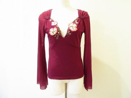 艶っぽい雰囲気がGOOD｜ヴィヴィアンタムのカットソーを買取しました