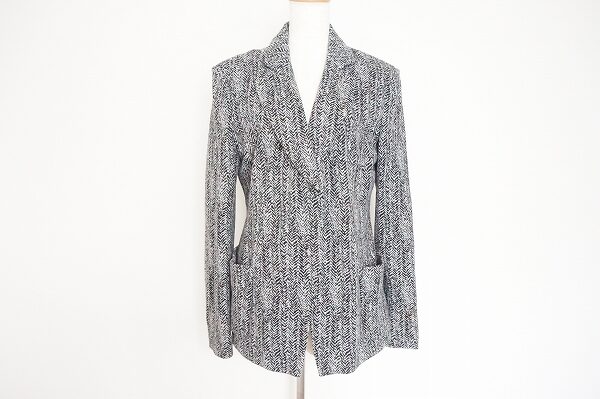 出張買取日時はご相談を！アルマーニコレツィオーニのジャケットを出張買取いたしました