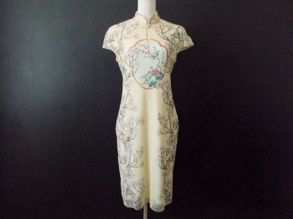 自然の豊かさを感じる絵柄｜ヴィヴィアンタムのワンピースを買取しました