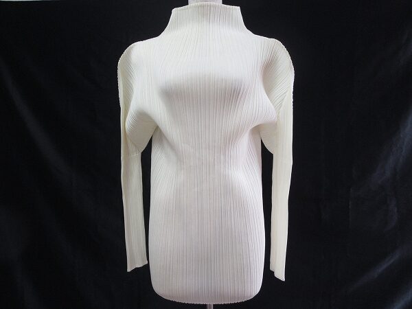 吸いつくようなしなやかさが売り|プリーツプリーズのチュニックを買取しました