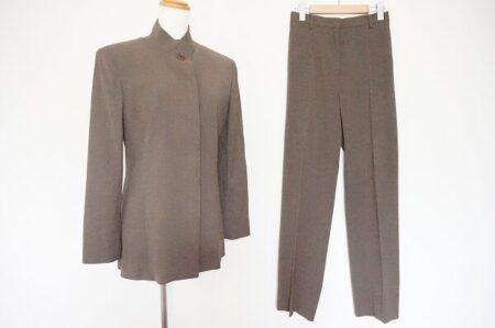 自宅に置いたまま買取、マックスマーラのスーツを出張買取いたしました