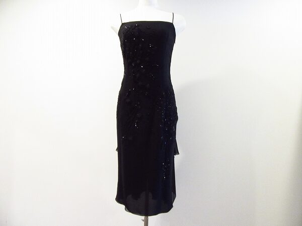 フォーマルドレス買取歓迎、ヴァレンティノのドレスを買取いたしました