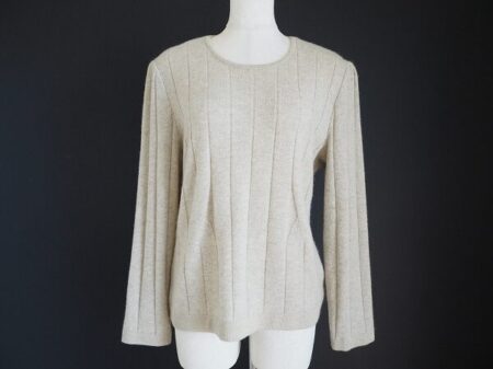 レリアンのカシミヤ混ニットを買取させて頂きました