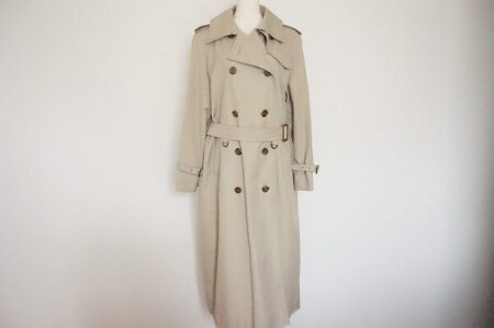 アクアスキュータム ハロッズのトレントコートを買取しました