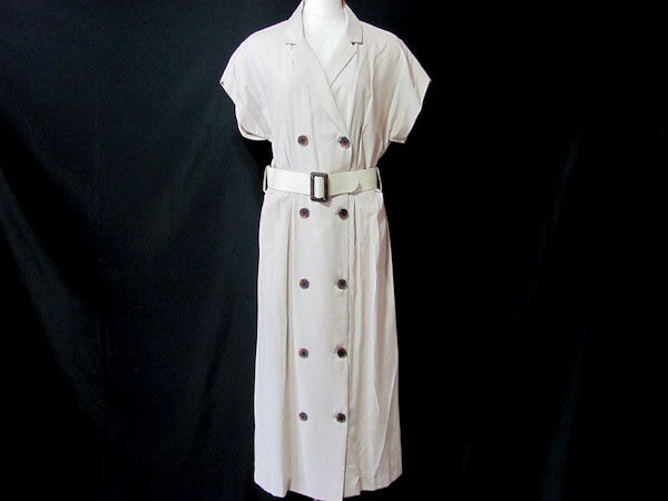 心が和む色合いが素敵|銀座マギーのコートワンピースを買取しました