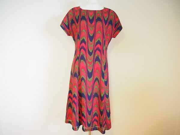 魅惑の柄で大人な印象に｜ロベルタディカメリーノのワンピースを買取しました