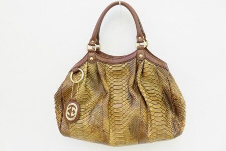 高貴なスーキーパイソン柄バッグを買取！グッチ
