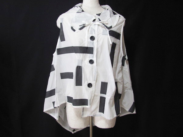 慈雨の変形ブラウスを買取させて頂きました