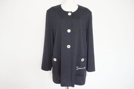 嫌味のない上品スタイルが完成｜ジバンシィのノーカラージャケットを買取しました