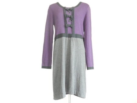 安定感のある紫がシックなスーパービューティーのワンピースを買取しました