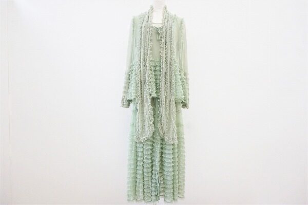 お得なピンクハウス3Pセットアップを買取させて頂きました