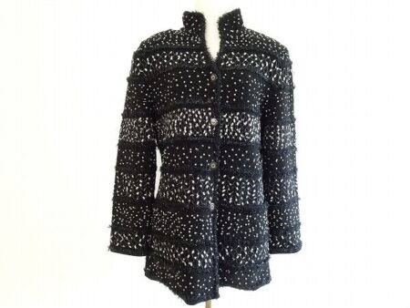 華やかなドットが可愛い｜エスカーダのジャケットを買取しました