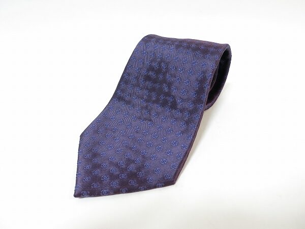豊富な取扱いメンズアイテム、シャネルのネクタイを買取いたしました