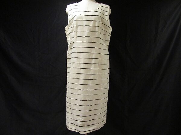 丁寧さを感じるボーダー｜ジュンアシダのワンピースを買取しました