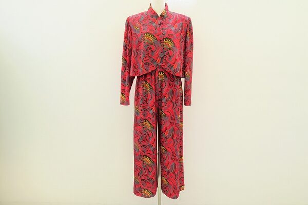 詩仙堂のジャケット＆パンツの総柄セットアップを買取させて頂きました