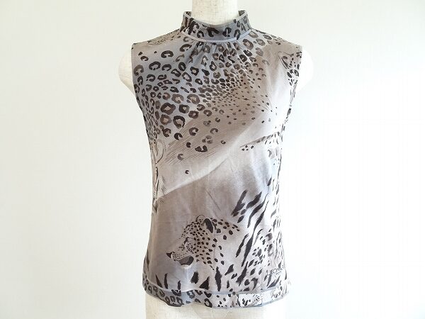穏やかなヒョウ柄で落ち着きを｜レオナールスポーツのカットソーを買取しました