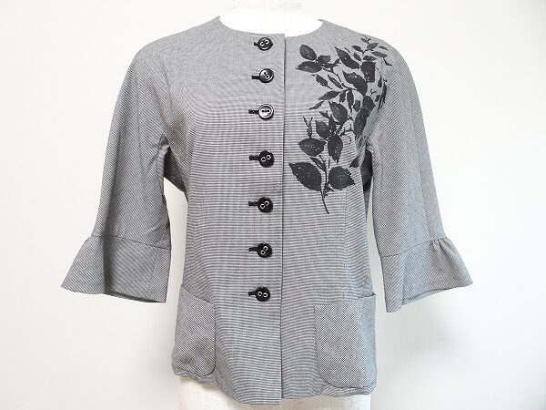 花柄の五分袖ジャケットを買取！レリアン