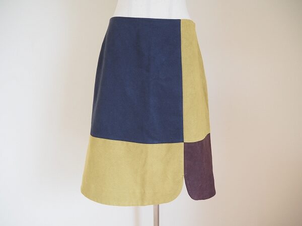 まるで芸術のよう｜ホコモモラのスカートを買取しました