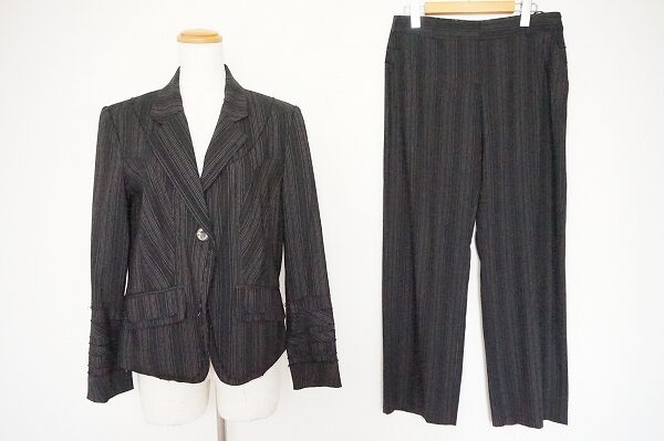 うっすらストライプが上品|ケンゾーのパンツスーツを買取しました