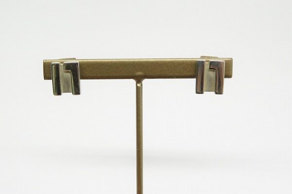 シンプルなGロゴ｜グッチのピアスをお譲りいただきました