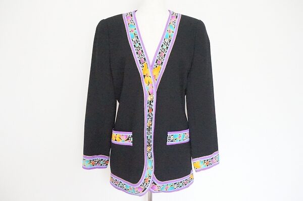 レオナールの花柄縁取りジャケットを買取させて頂きました