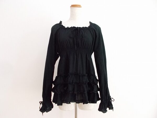 お袖が可愛い｜ピンクハウスのブラウスを買取しました