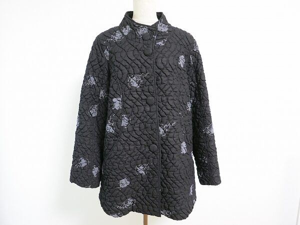 オールシーズンいつでも！詩仙堂のコートを買取いたしました