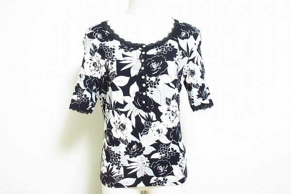 タグ付き美品状態で買取!イタリヤの半袖・花柄カットソー