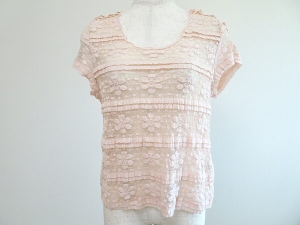 負担ゼロで丁寧査定を！バラ色の暮しのカットソーを買取いたしました