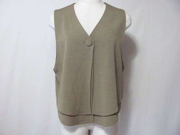 詩仙堂のベージュのちりめんジレを買取させて頂きました