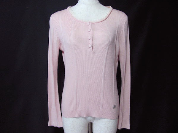 品のあるピンクに心高まる｜バーバリー カットソーを買取しました