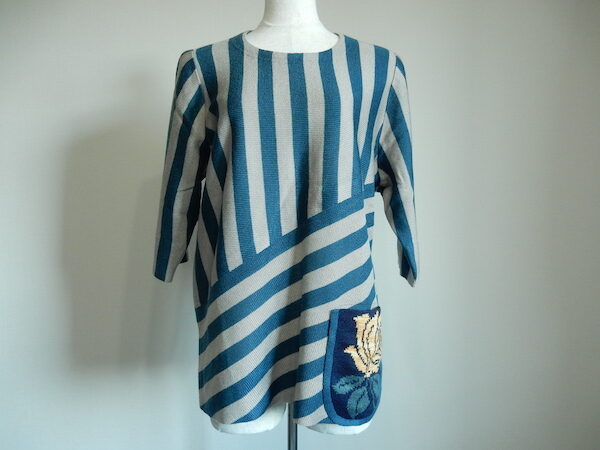 斉藤都世子 青ボーダーニットを買取させて頂きました