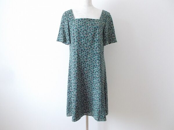 情緒あるグリーンが素敵なホコモモラのワンピースを買取しました