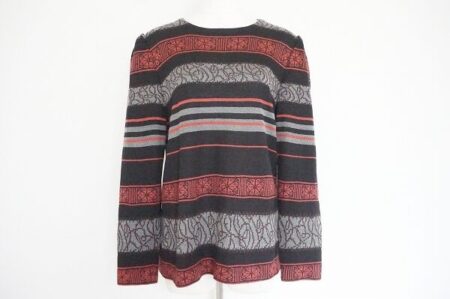 秋物を早速買取！斉藤都世子のニットを買取いたしました