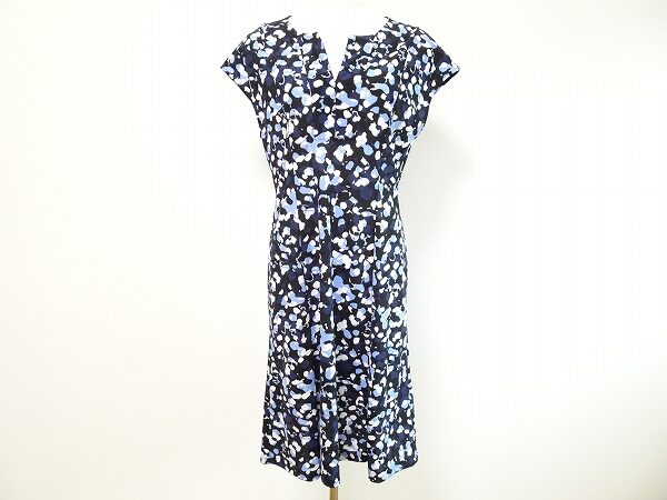 落ち着き×華やかのバランス良好なヒロココシノのワンピースを買取しました