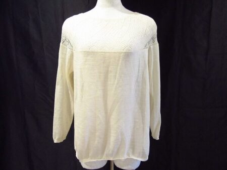 やわらかい色合いが可愛い｜ヴァレンティノのニットを買取しました