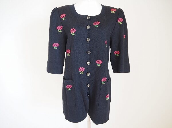 薔薇柄が華やかなジャケット!斉藤都世子のアイテムを買取させて頂きました