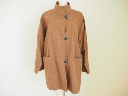 スタンドカラーがエレガンスに映る｜儀右衛門のジャケットを買取しました