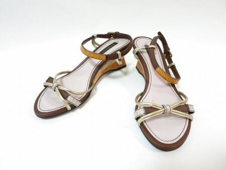 落ち着いた雰囲気が素敵なルイヴィトンのサンダルを買取しました