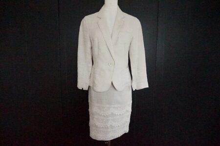 麗しげな雰囲気が素敵なレリアンのセットアップを買取しました