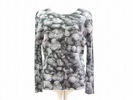 美術のような柄に心惹かれる｜プリーツプリーズのカットソーを買取しました