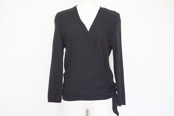 カシュクールデザインが色っぽい｜ミスアシダのカーディガンを買取しました