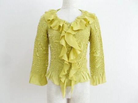 ゴージャスフリルでマダムに！ユキトリイのカットソーを買取しました