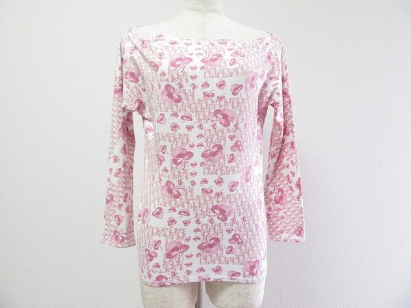 エレガントさ極まる絵柄｜クリスチャンディオールのカットソーを買取しました