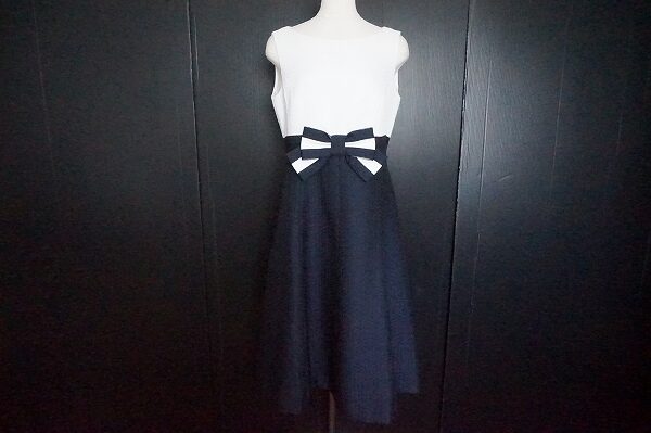 バイカラーが上品なエムズグレイシーのワンピースを買取しました