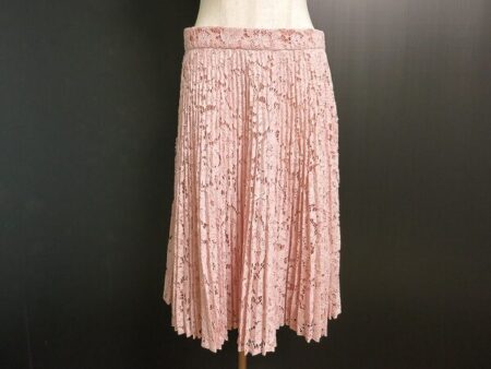 繊細プリーツがアクセント｜ヴァレンティノのスカートを買取しました