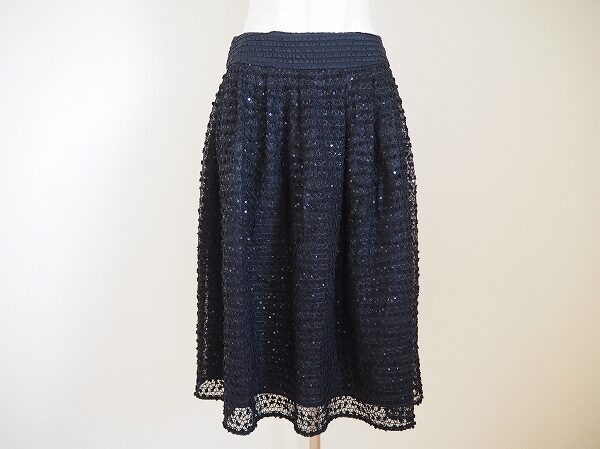 可愛らしさと綺麗が詰まったユキトリイのスカートを買取しました